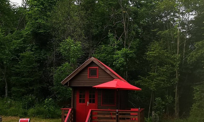Central Frontenac Cabina | Granite Hollow Cabin