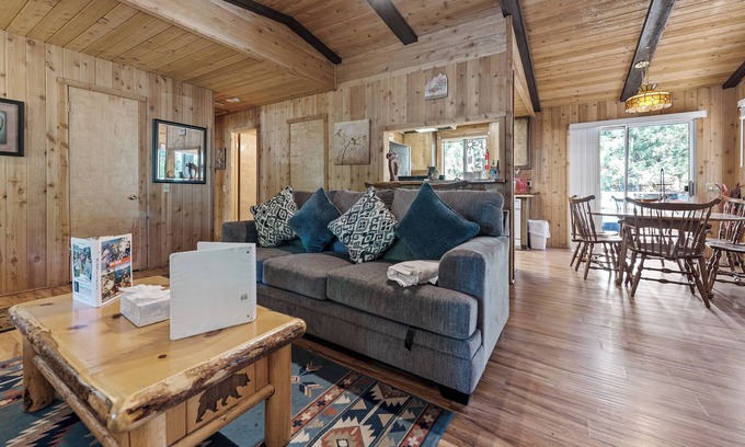 Vista Casa | Granny's Love Shack