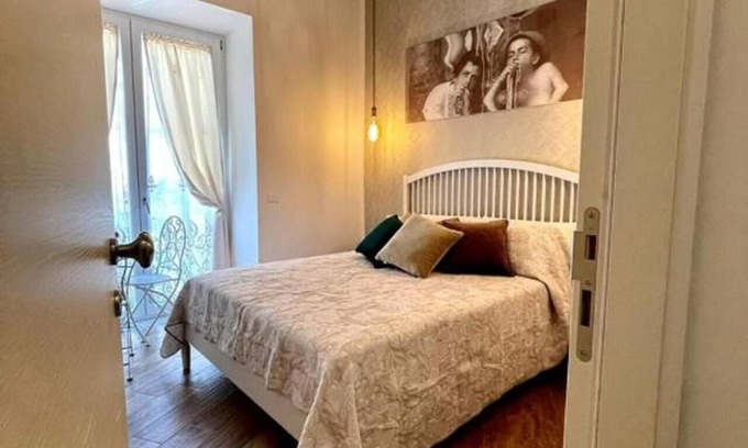 Gragnano Cama Y Desayuno | GRANORO B&B CIN. IT063035b45a9acg4u