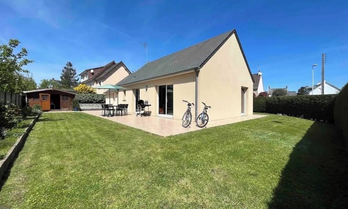 Granville Casa | GRANVILLE HOUSE - BEACH 800M - BIKES - TABLE SOCCER - BARBECUE