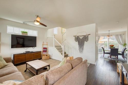 Santa Rosa Casa | Grape Expectations- A Winemakers Cozy Retreat