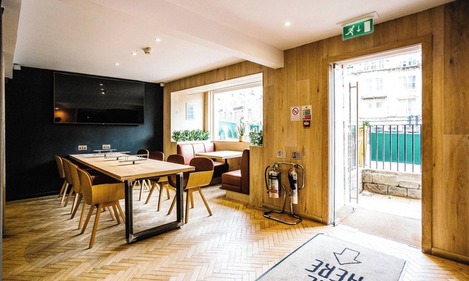 Old Town Hotel | Grassmarket hotel