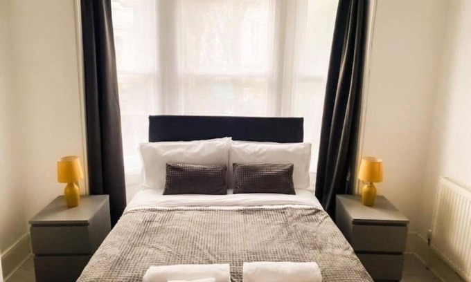 Gravesend Apartamento | Gravesend 2 Bedroom Spacious Stylish Apartment - Sleeps upto 6 - 2