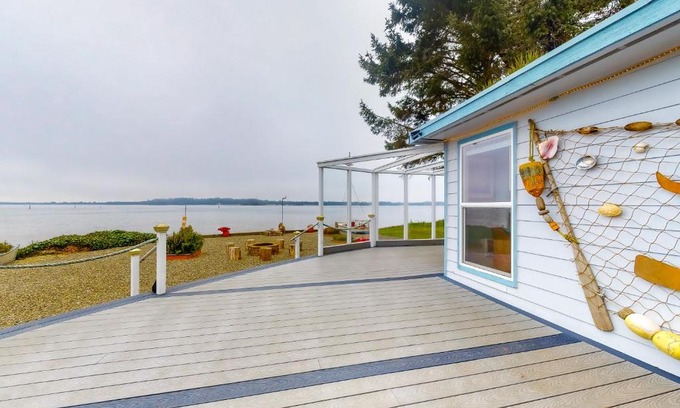 Coos Bay Casa | Gray Goose Beach Cottage