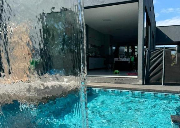 Aruana Park Casa | Gray House