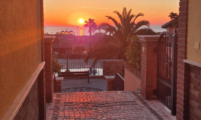 Tortoreto Apartamento | Grazioso bilocale nel "Borgo Il Castello", elegante struttura con piscine