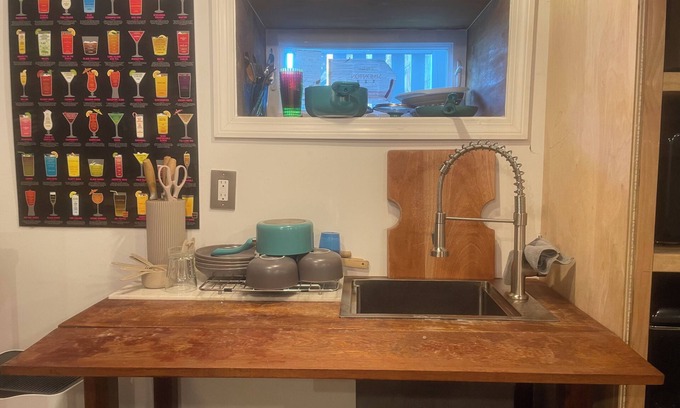 Dudley Square Apartamento | Great 1-bedroom apartment in superb Boston with fitness room, WiFi