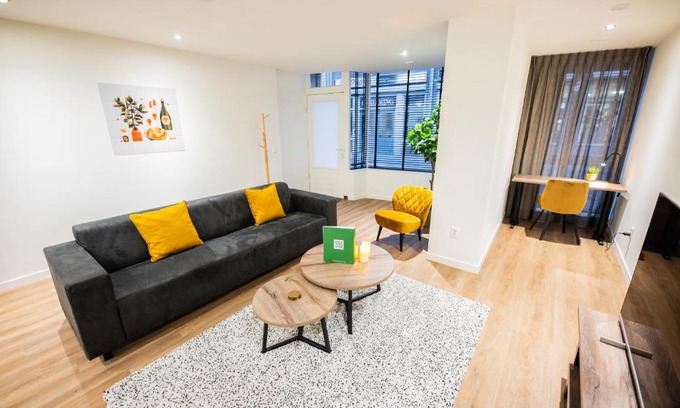 Tiel Apartamento | Great 95m2 Two-Bedroom Apartment - WE39