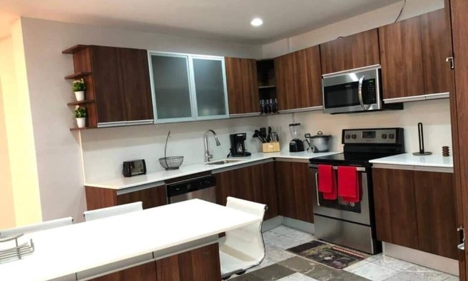 San Antonio Apartamento | Gran apartamento con vistas a la ciudad