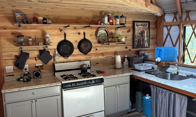 Essex Cabina | Great Bear Yurt - Off-Grid, Backcountry Experience - Between GNP & Bob Marshall