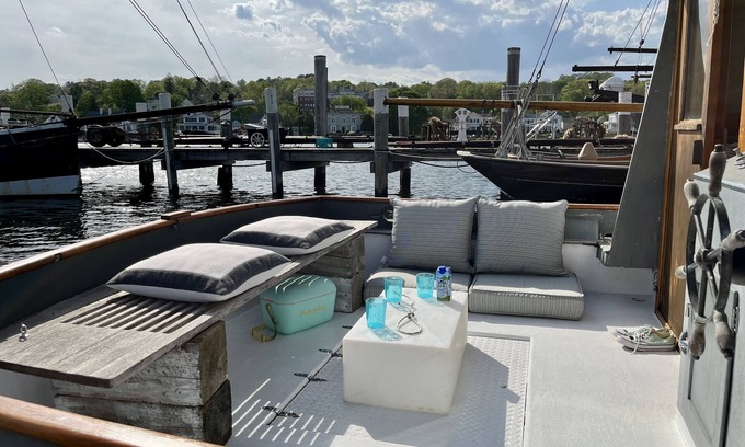 Mystic Alquiler De Eote | Great boat in mystic town