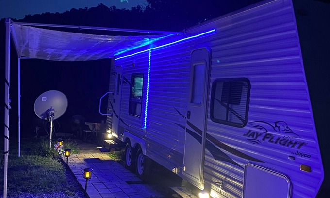 Radford Alquiler De RV | Great camper on the New River