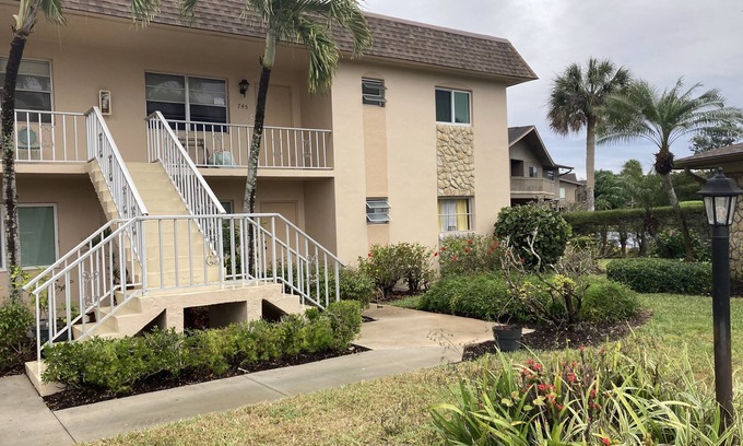 Palm River Estates Casa | Great condo on main level with beautiful backyard.