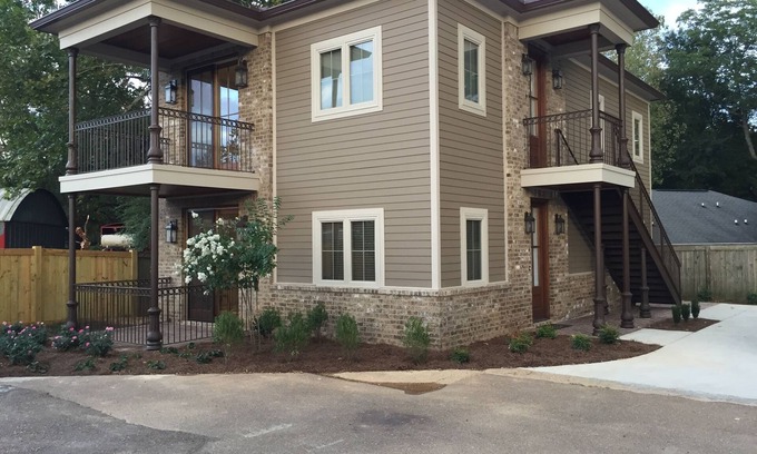 Oxford Condominio | Gran condominio en North Lamar Blvd cerca de The Square y Ole Miss
