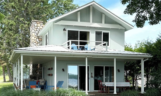 Cedar Cabaña | Gran casa de campo y Ubicación