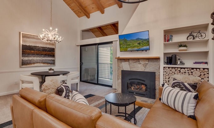 Carnelian Woods Casa | Great Escape: 3 BR, 2 BA Townhouse in Carnelian Bay, Sleeps 8