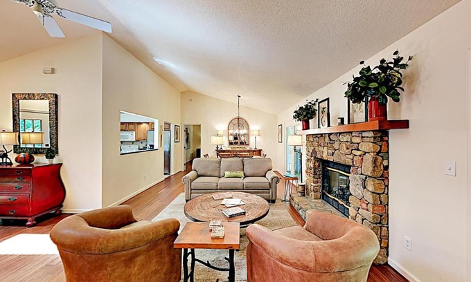 Brevard Casa | Great Escape Manor
