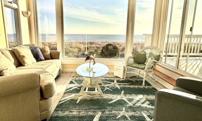 Broadkill Beach Casa | Belleza frente a la playa - nueva tina de hidromasaje, ¡deja el mundo atrás!