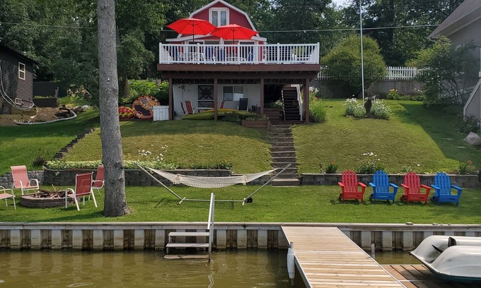 Grant Cabaña | Great family cottage on quiet Hess Lake