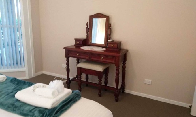 Cessnock Apartamento | Great for couples + walk to cellar doors