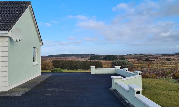 Doohooma Cabaña | Great for discovering North Mayo - Near beaches
