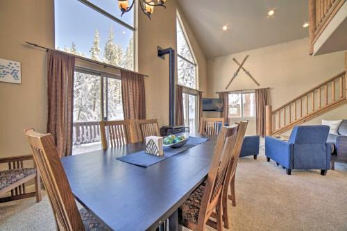 Soda Springs Casa | Great for Groups Soda Springs Cabin with Deck!