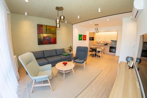 Debrecen Apartamento | Great Forest Gallery