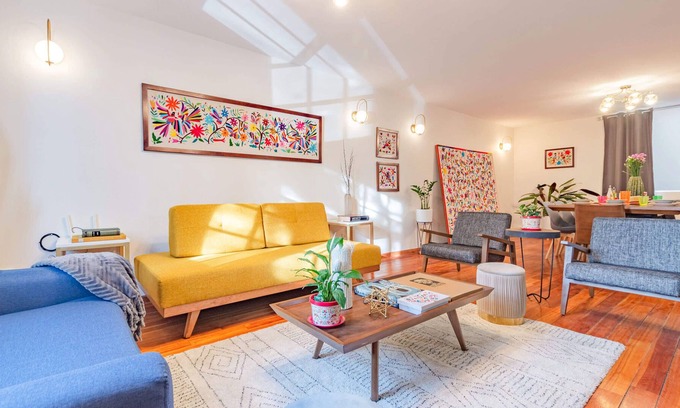 Miguel Hidalgo Casa | Great Group Stay, Patio & BBQ, Polanco 4 km Drive!