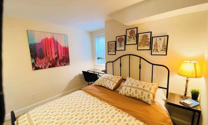 Greenwich Apartamento | Great hotel alternative, near Greenwich train stn