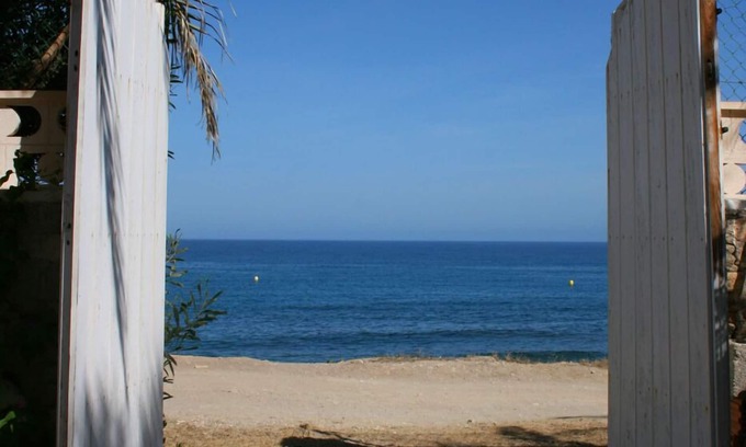 Carboneras Chalet De Esquí | Gran casa en la playa de Carboneras, cerca del Cabo de Go