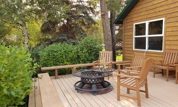Pinedale Casa | Great in-town location