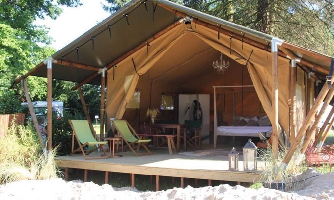 Großensee Apartamento | Great Lake Lodge - Spektakulärer Glampingurlaub am Großensee