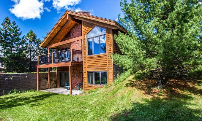 Grand Marais Casa | Casa grande y moderna a orillas del lago Devil Track - perfecta para la familia