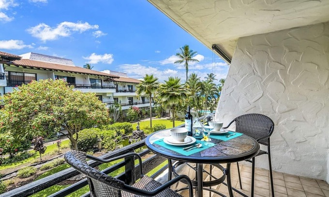 Kailua-Kona Condominio | Gran ubicación | Condominio Isla moderna | AC incluido | A partir de $ 99 / n