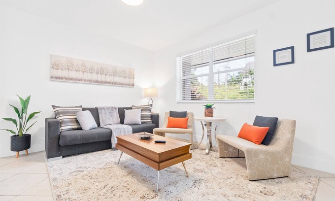Coral Gables Apartamento | Great neighborhood Managed by BNR Vacation Rentals
