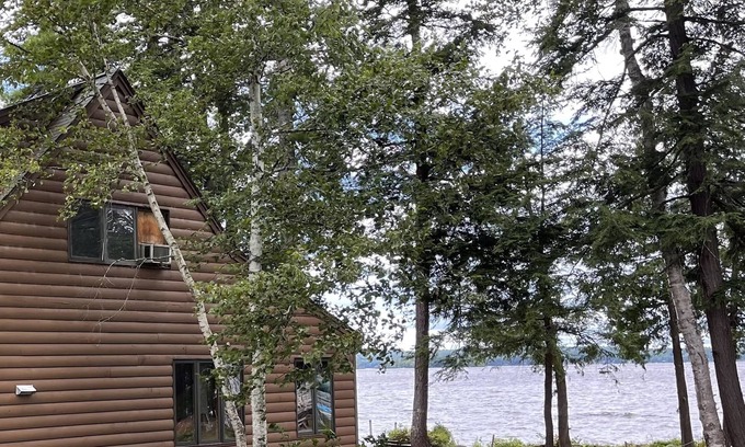 Belgrade Casa | Great Pond Waterfront: casa para perros cerca de Colby College