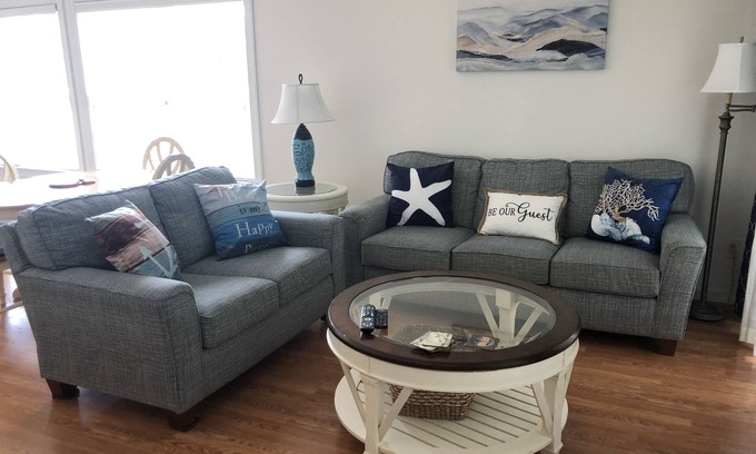 Sea Trail Condominio | Great rates in July at Family Tides! First Floor. Pet Friendly.