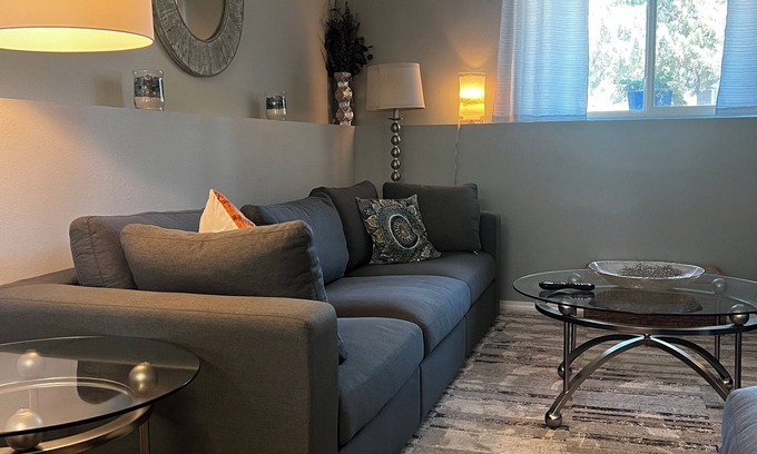 Northtown Apartamento | Opiniones dicen todo! Apartamento limpio, cómodo, conveniente y seguro.