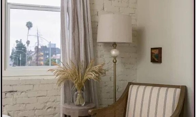 Westlake Apartamento | Great Spot for Two in Downtown LA!