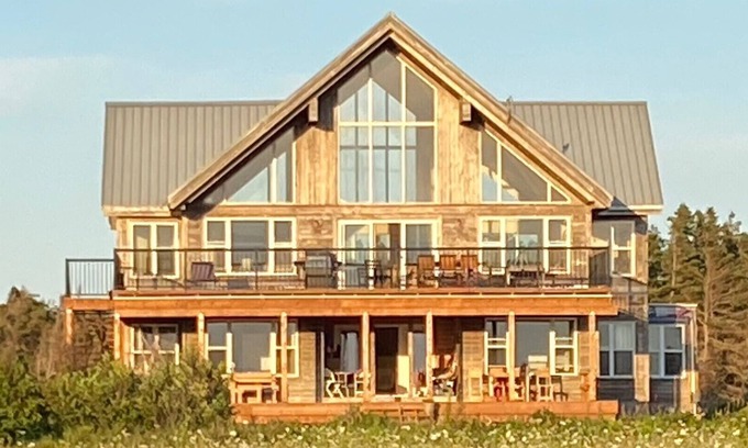 Saint Peters Bay Cabaña | Great summer house walking distance to the beach