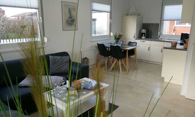 Warwerort Casa | Great vacation home directly on the North Sea, 5km from Büsum. Free of visitor's tax