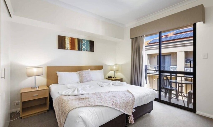 Northbridge Apartamento | Comfortable Northbridge Apt - Near RAC Arena