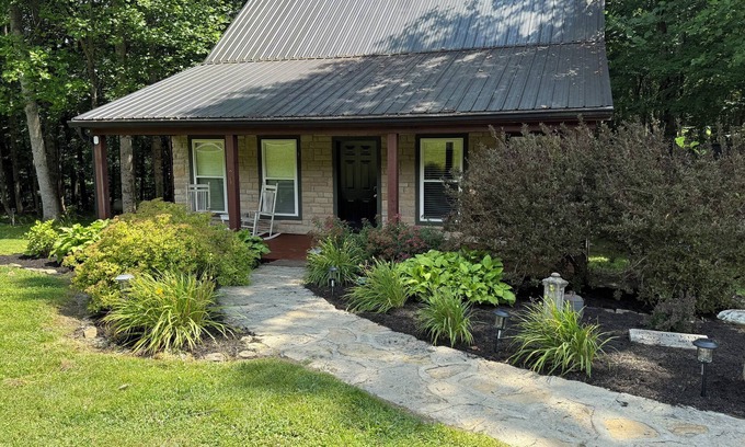 Nancy Casa | Green Acres by the water