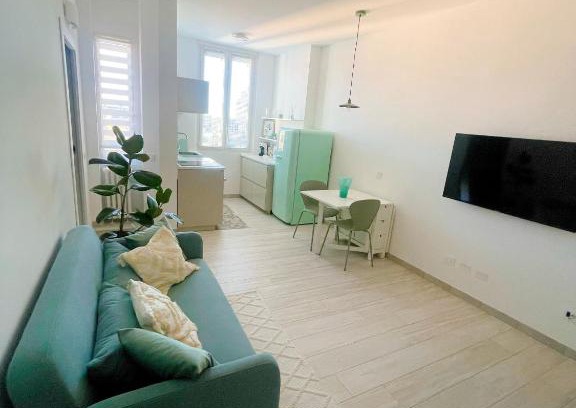 Zona Zara Apartamento | Green apartment in Milan 10min from CentralStation