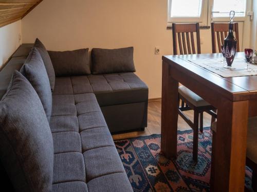 Lokve Apartamento | Green Area Apartments Krem ar - Attic Apartment With Balcony