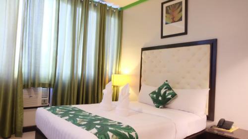 Poblacion District Hotel | GREEN BANANA BUSINESS HOTEL
