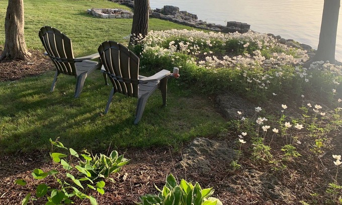 Sturgeon Bay Casa | Green Bay Waterfront - Estate on the Lake