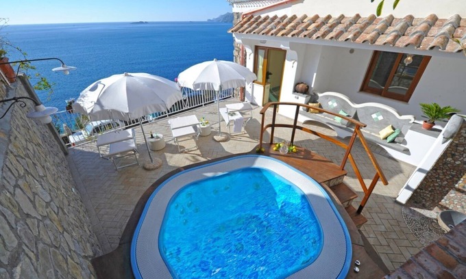 Arienzo Villa | Casa con Encanto verde en Positano vista del mar