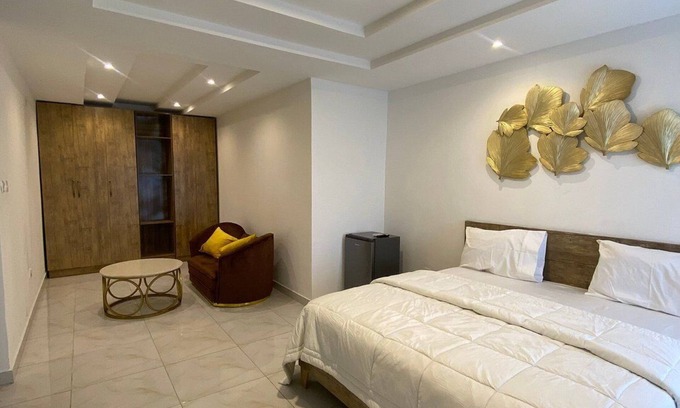 Ofin Hotel | Green Court Apartments and Suites Lekki