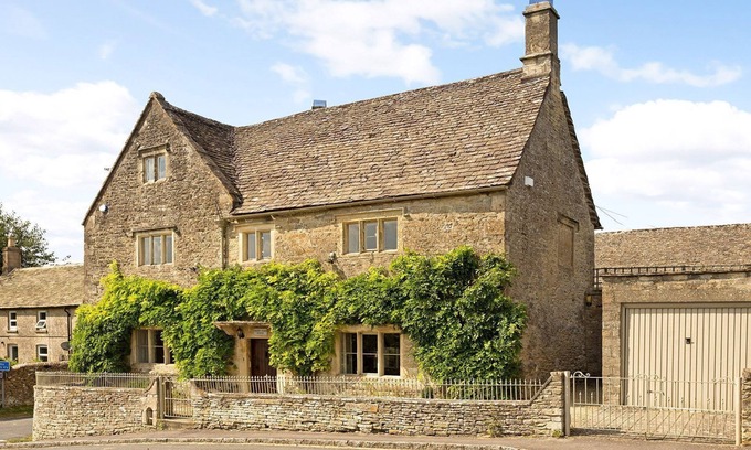 Aldsworth Cabaña | Green Farm House, Aldworth - sleeps 10 guests in 5 bedrooms